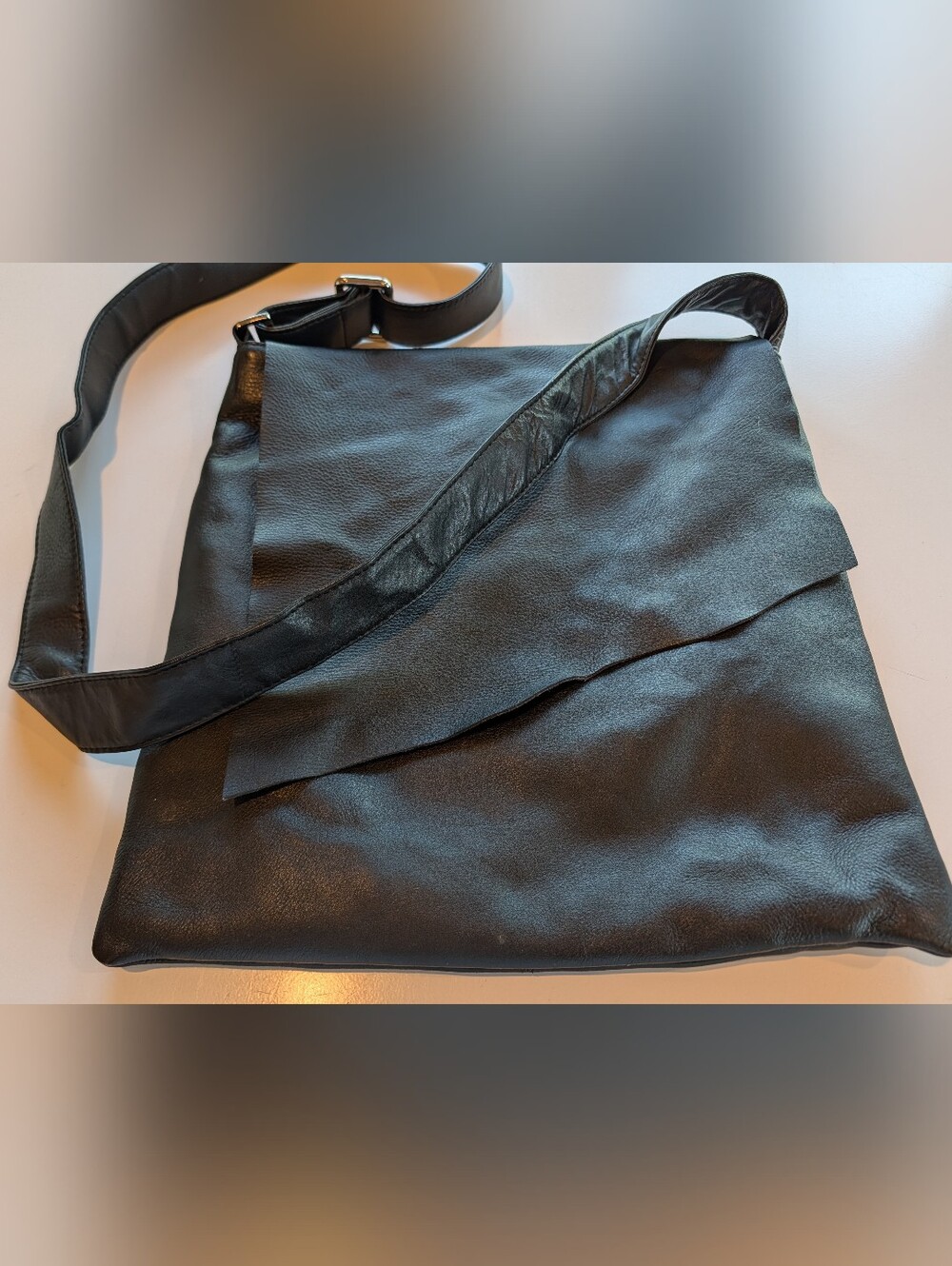Ili New York Large Canada Bag Black Leather